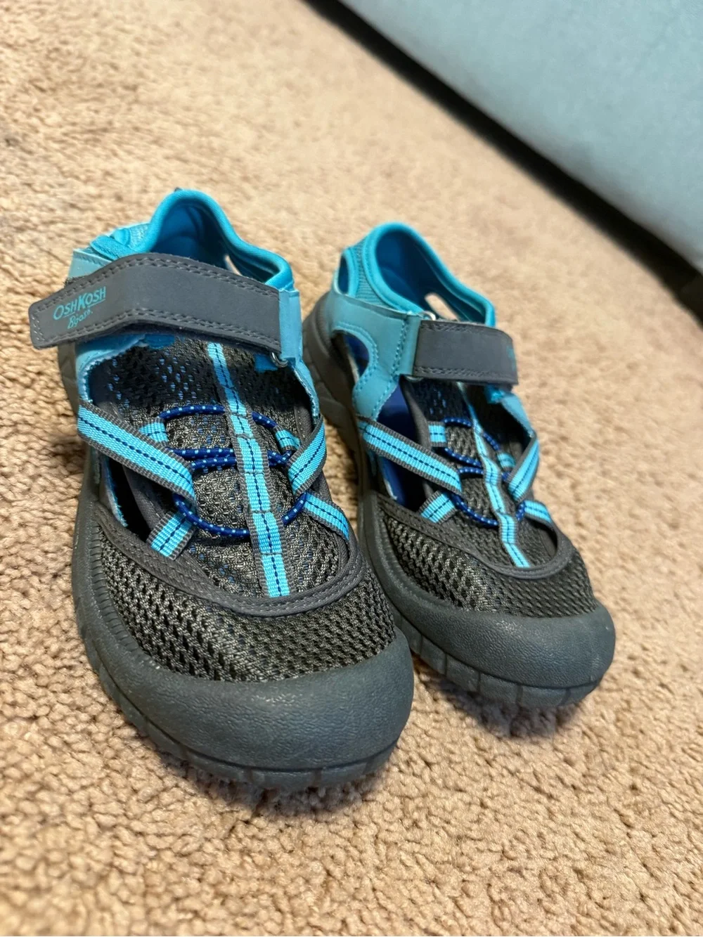 OshKosh B'gosh Black and Teal Kids Closed-Toe Water Shoes